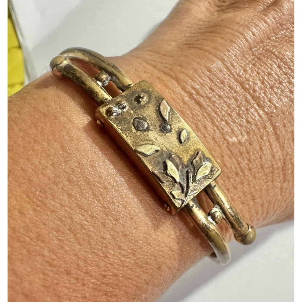Beautiful Antique Etruscan Revival Bangle Hinged Safety chain Bracelet